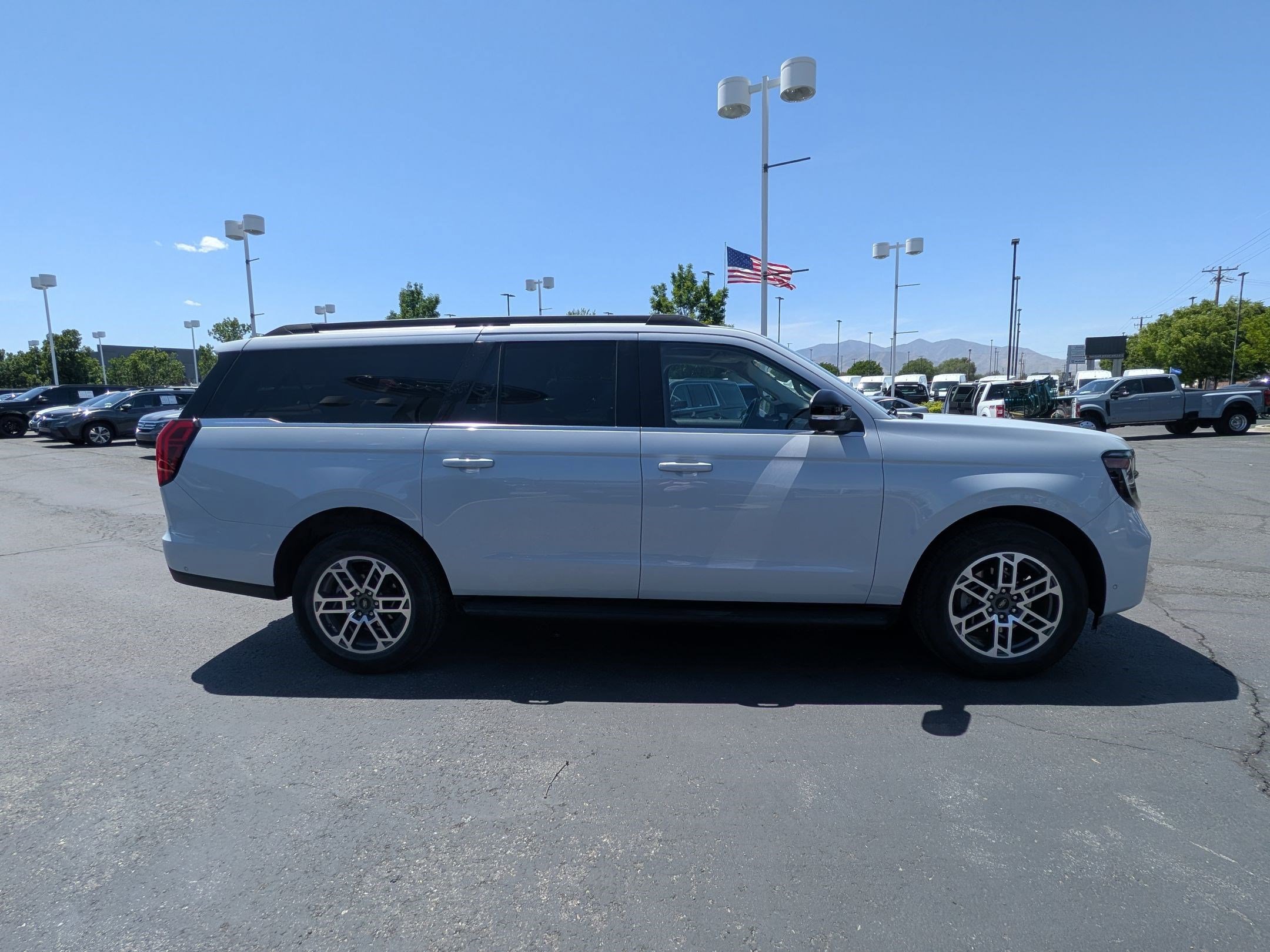 Certified 2025 Ford Expedition Max Active AWD/4WD image 2