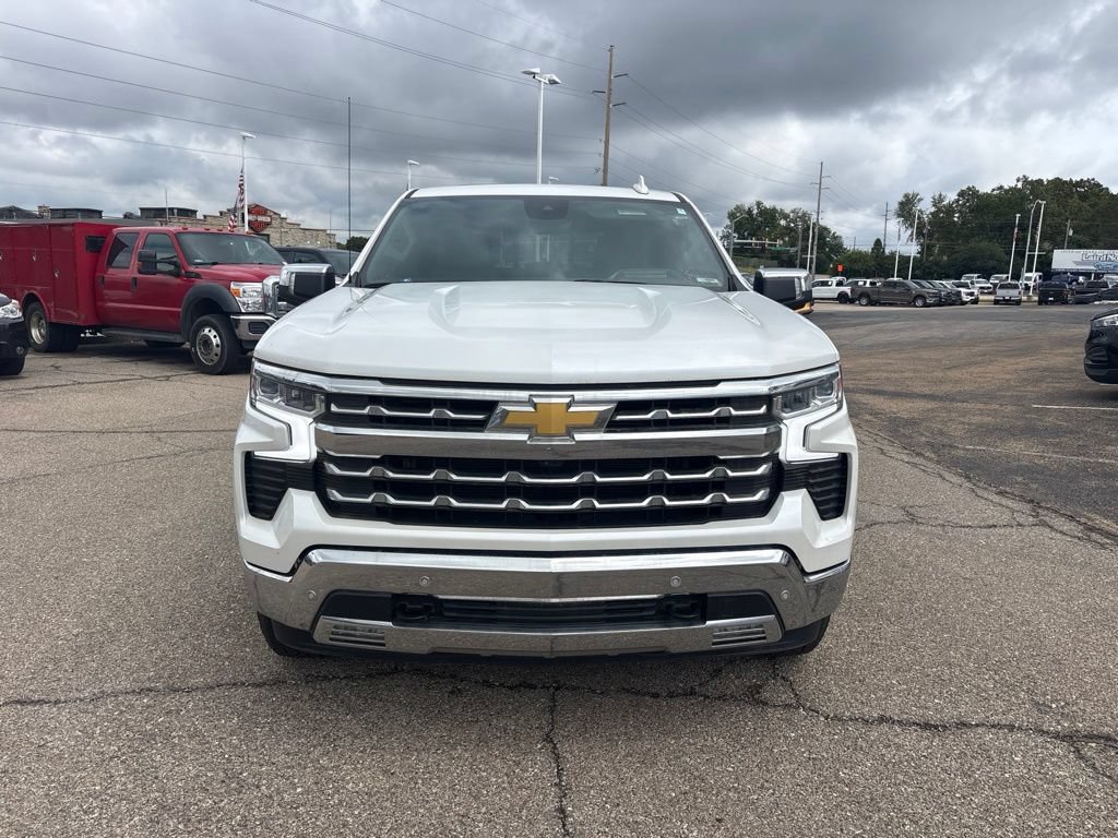 Used 2024 Chevrolet Silverado 1500 LTZ w/ LTZ Premium Package AWD/4WD image 2