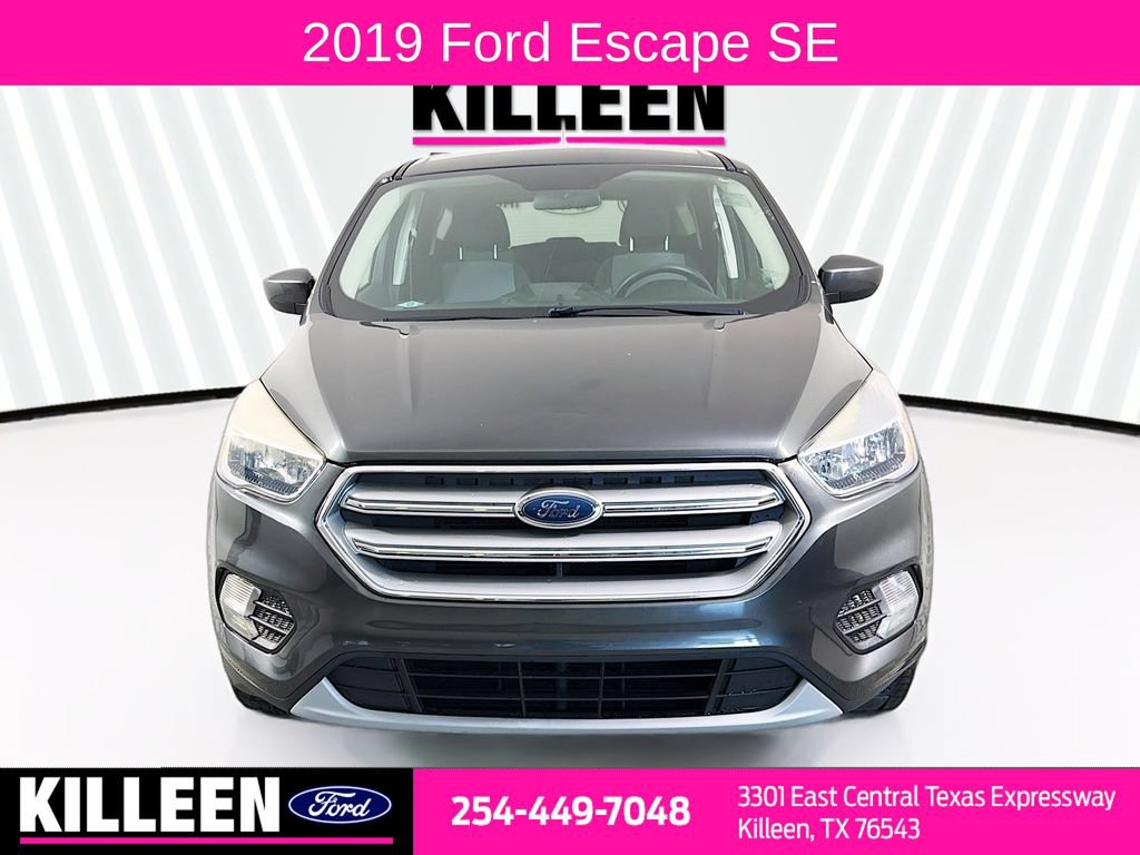 Certified 2019 Ford Escape SE FWD image 2