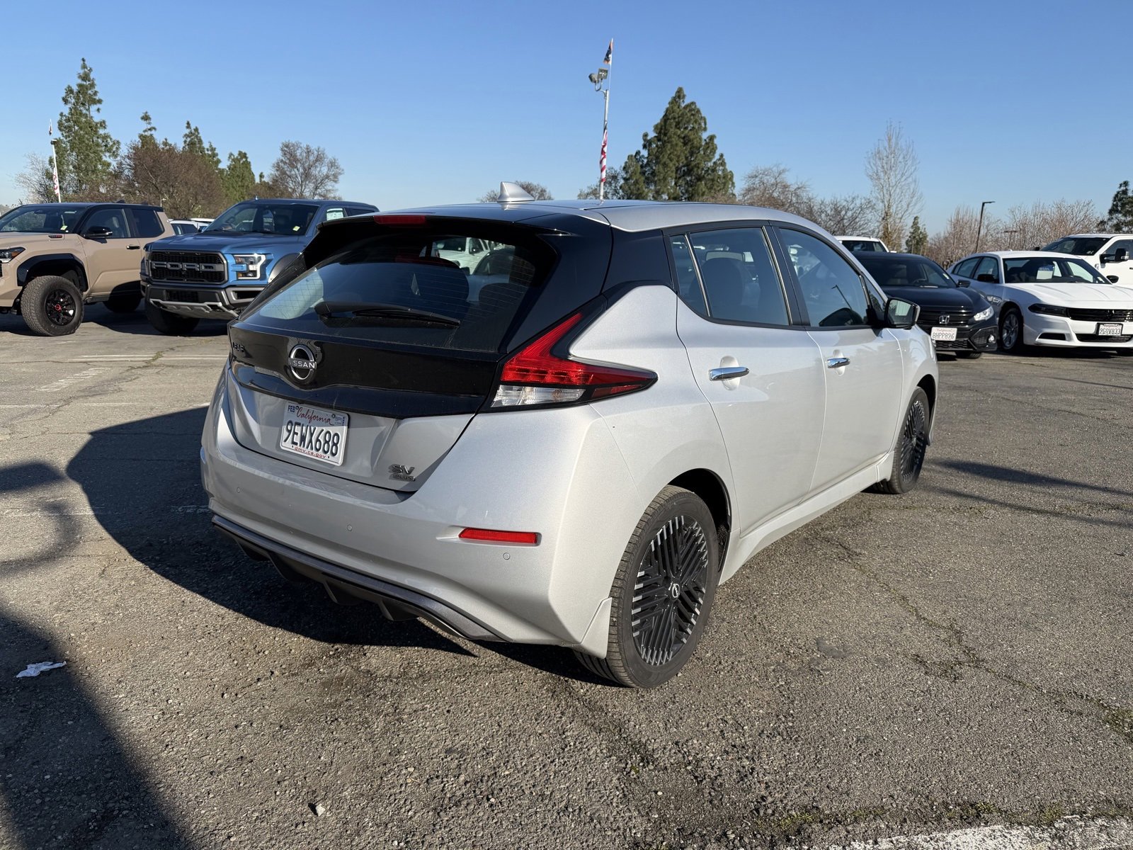 Used 2023 Nissan Leaf SV Plus image 5