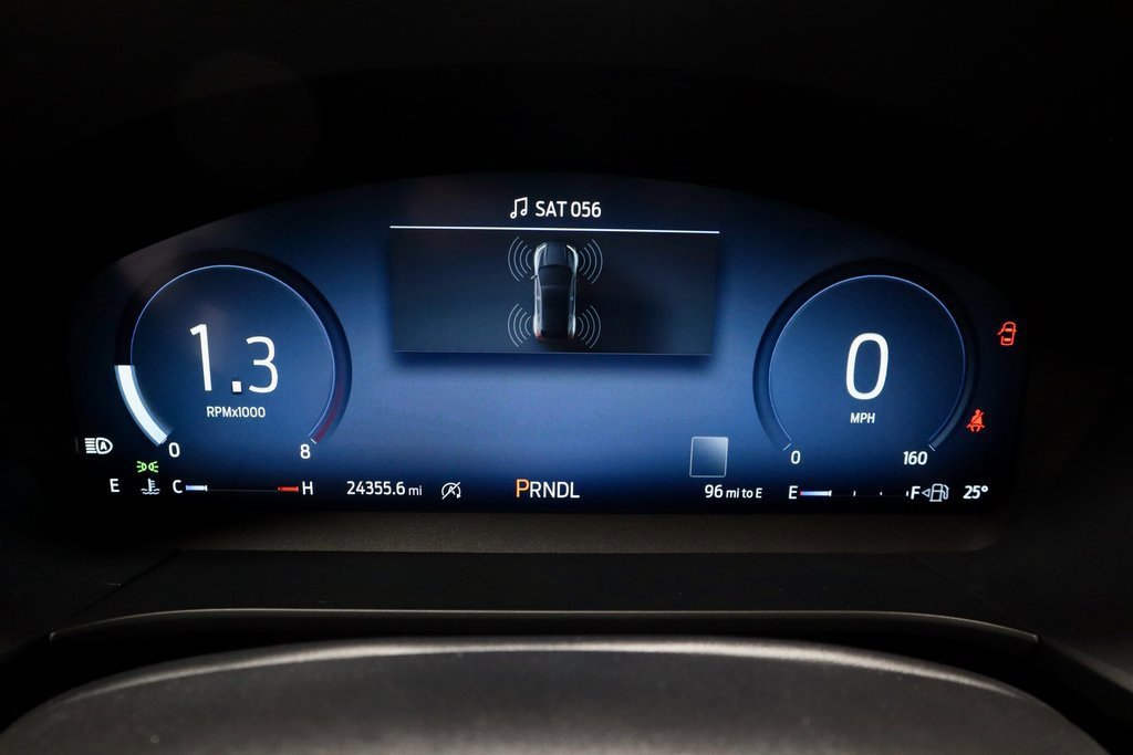 Certified 2025 Ford Escape Platinum image 30