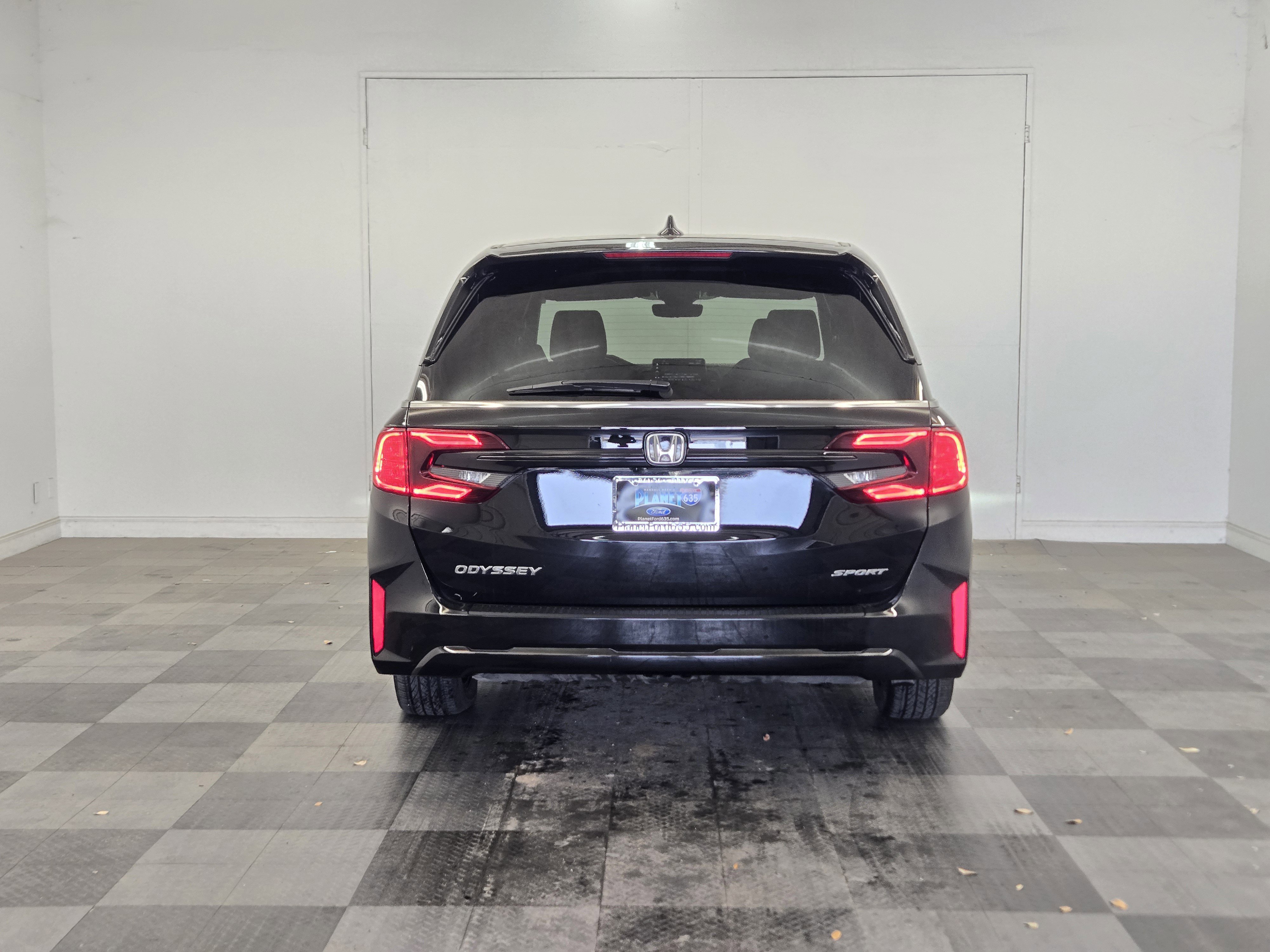 Used 2025 Honda Odyssey Sport-L video 3