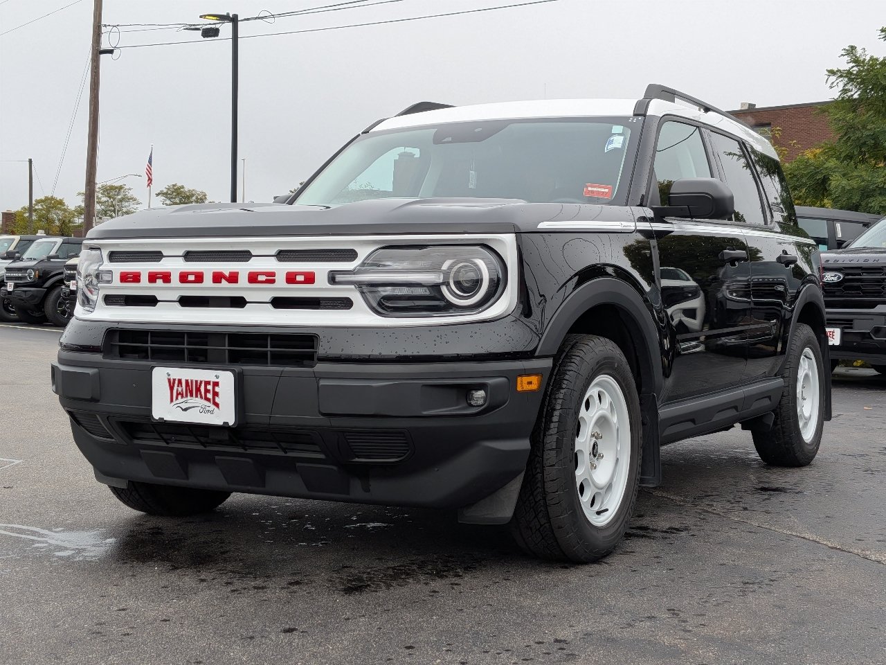 Certified 2024 Ford Bronco Sport Heritage w/ Heritage Convenience Package AWD/4WD image 8