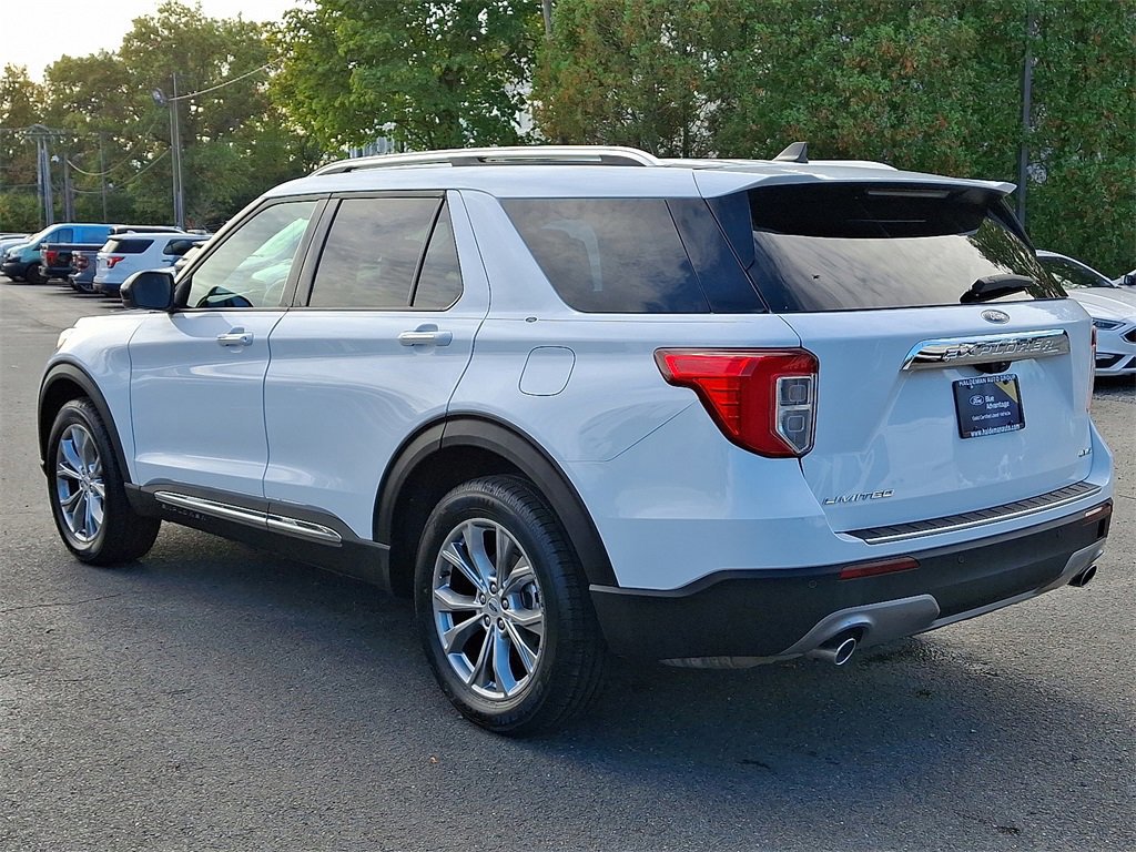 Certified 2023 Ford Explorer Limited image 3