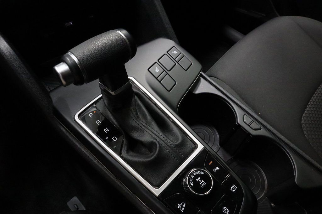 Used 2023 Kia Sportage LX image 33