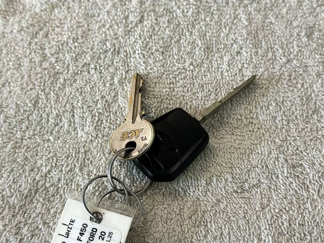 Certified 2020 Ford F450 XL w/ Snow Plow Prep Package image 25