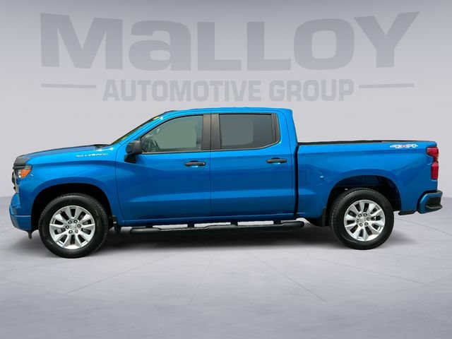 Used 2024 Chevrolet Silverado 1500 Custom AWD/4WD image 2