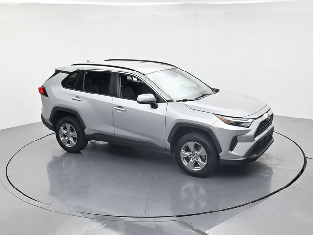 Used 2024 Toyota RAV4 XLE FWD image 42