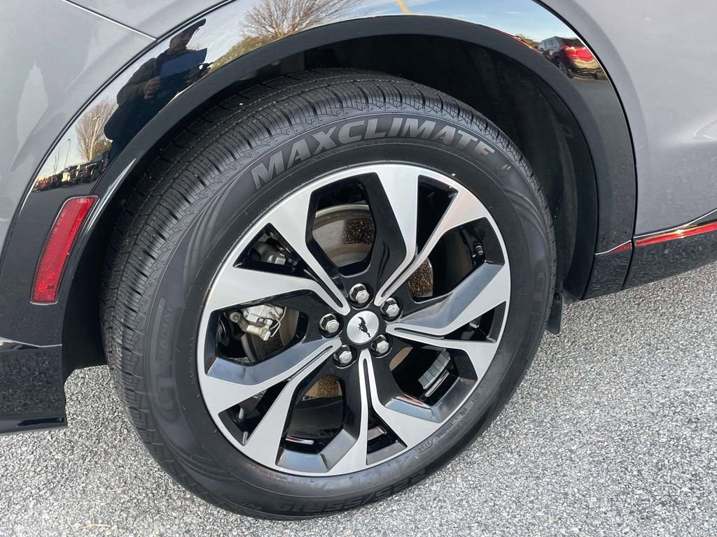 Certified 2023 Ford Mustang Mach-E Premium image 7