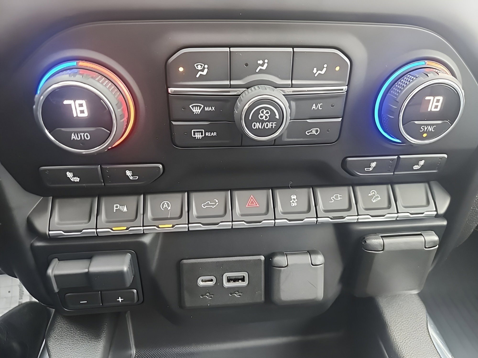 Used 2020 Chevrolet Silverado 1500 LT Trail Boss image 19