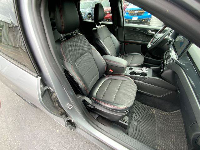Certified 2023 Ford Escape ST-Line w/ Tech Pack #1 AWD/4WD image 24