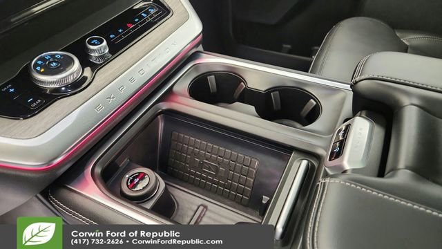 Certified 2025 Ford Expedition Platinum image 16
