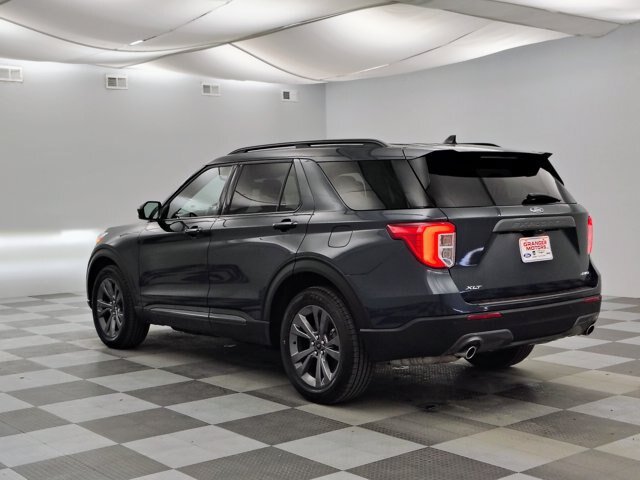 Certified 2024 Ford Explorer XLT w/ Equipment Group 202A AWD/4WD image 9