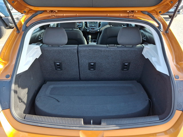 Used 2017 Chevrolet Cruze LT w/ Convenience Package image 32