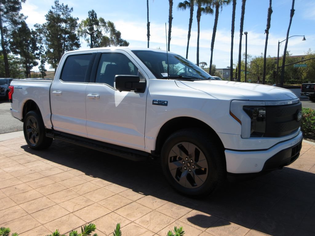 Certified 2024 Ford F150 Lightning Flash AWD/4WD image 6