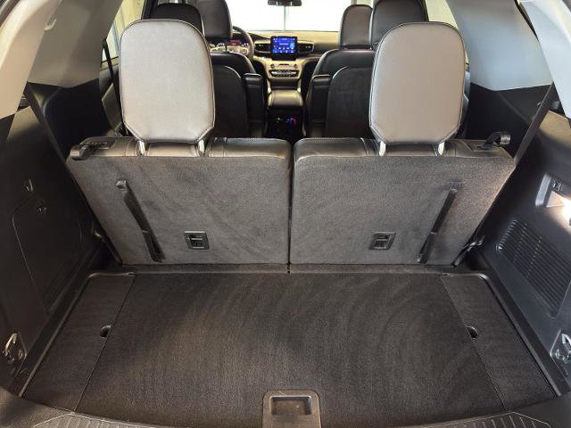 Certified 2023 Ford Explorer XLT w/ Equipment Group 202A image 31