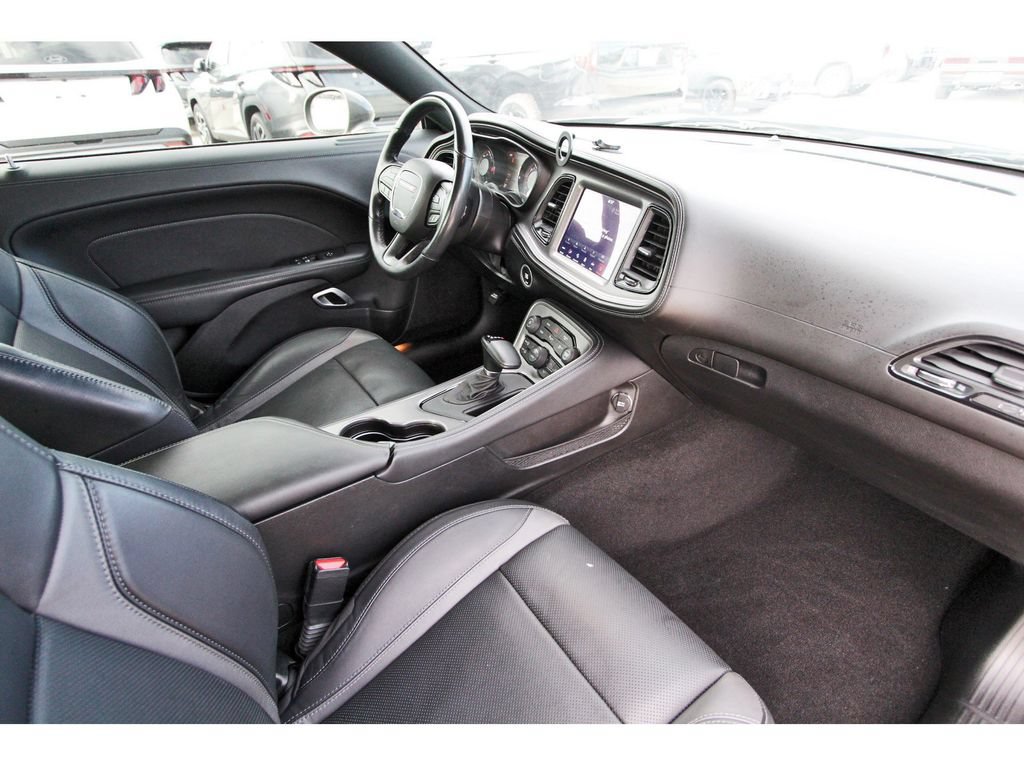 Used 2023 Dodge Challenger SXT w/ Plus Package RWD image 26