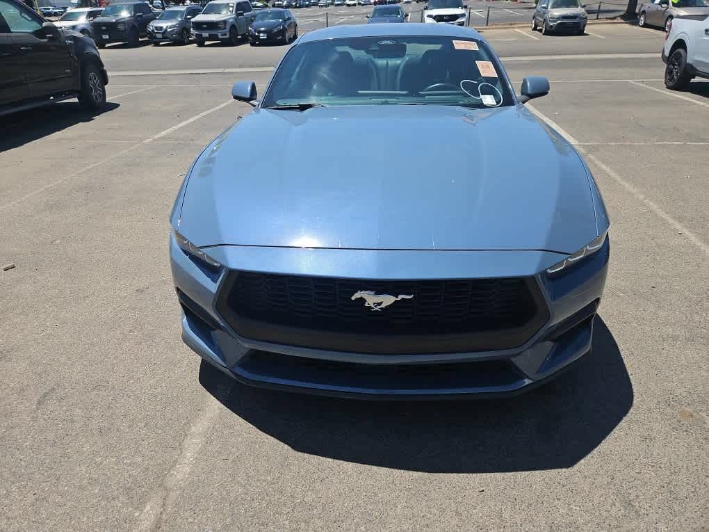 Certified 2024 Ford Mustang Coupe RWD image 2