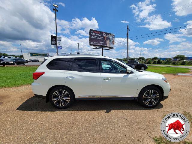 Used 2017 Nissan Pathfinder Platinum FWD image 7