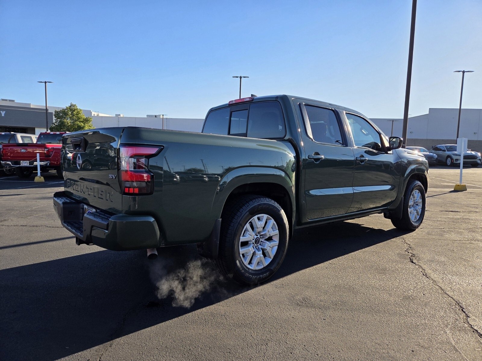 Used 2022 Nissan Frontier SV image 6