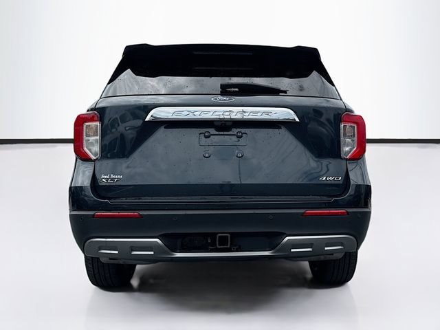 Certified 2023 Ford Explorer XLT w/ Equipment Group 202A AWD/4WD image 9