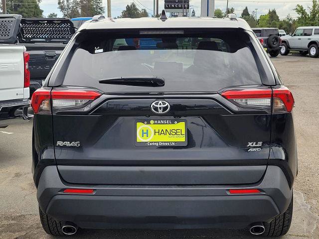 Used 2024 Toyota RAV4 XLE AWD/4WD image 8