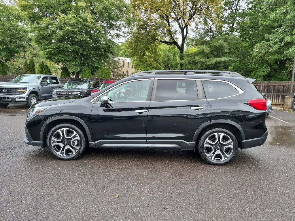 Used 2023 Subaru Ascent Touring AWD/4WD image 5