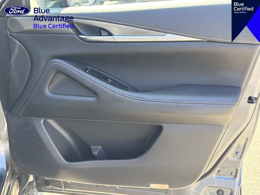 Used 2023 INFINITI QX60 Luxe w/ Cargo Package FWD image 30