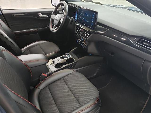 Certified 2023 Ford Escape ST-Line w/ Tech Pack #1 AWD/4WD image 15