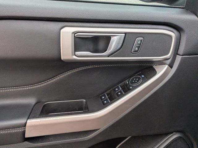 Certified 2023 Ford Explorer XLT w/ Equipment Group 202A image 14