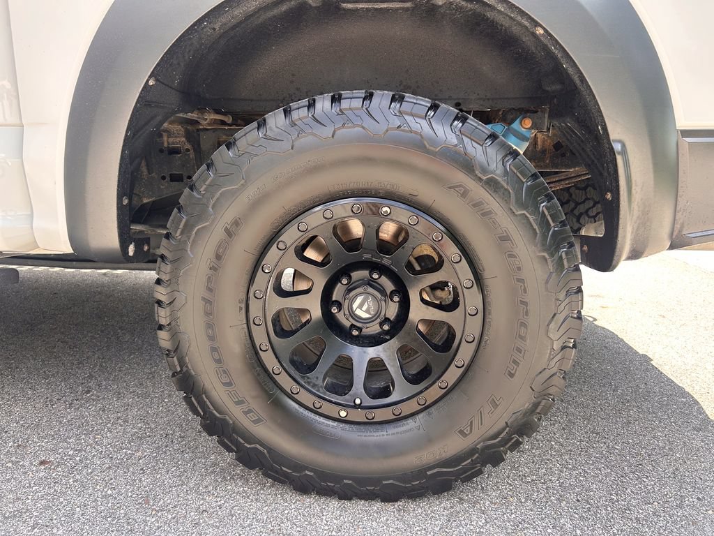 Certified 2018 Ford F150 Raptor w/ Equipment Group 802A Luxury AWD/4WD image 43