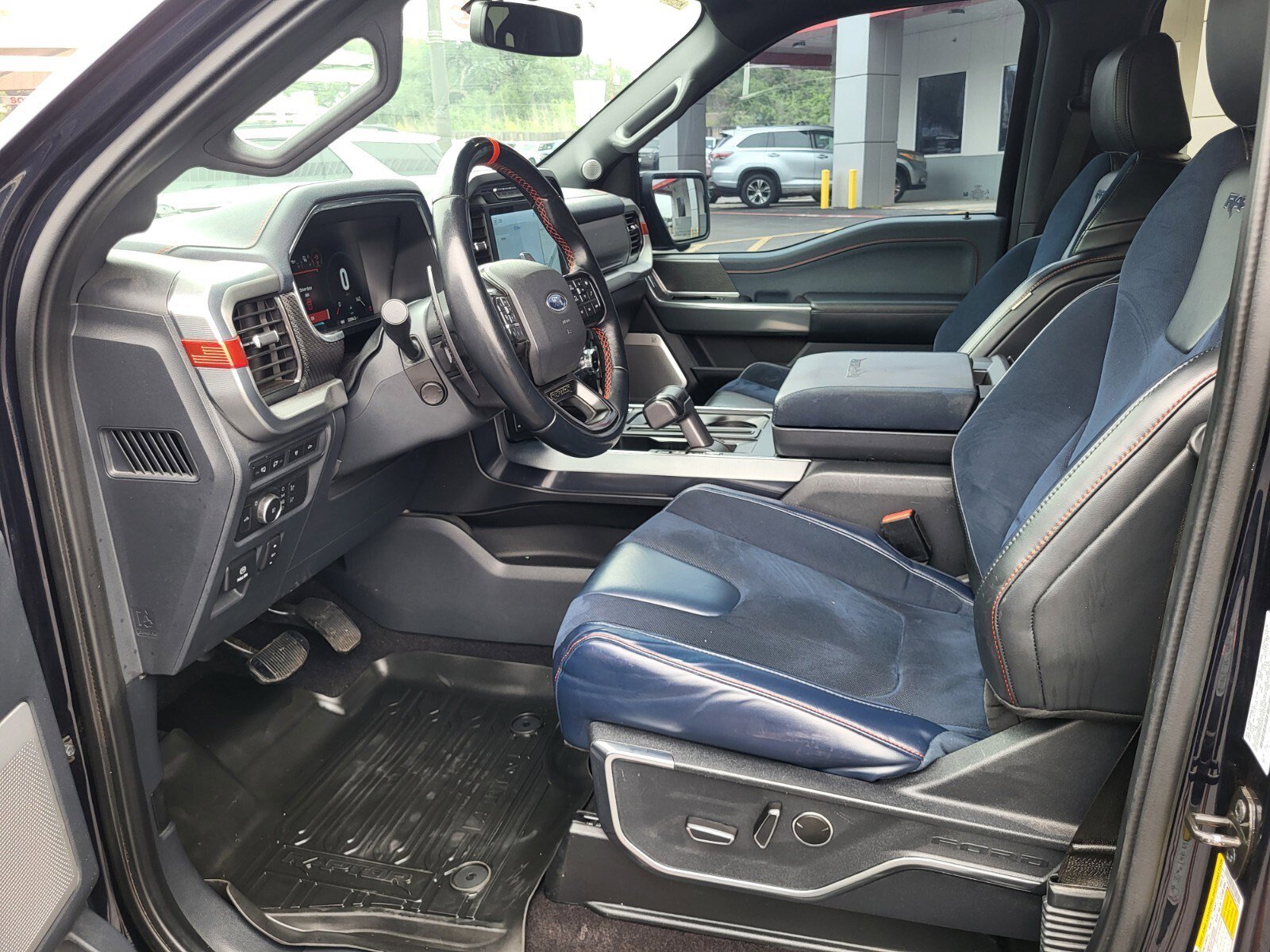 Certified 2022 Ford F150 Raptor w/ Equipment Group 801A High AWD/4WD image 19