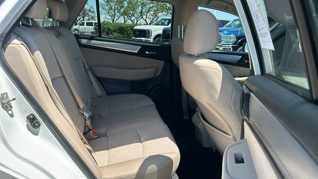 Used 2018 Subaru Outback 2.5i Premium AWD/4WD image 13