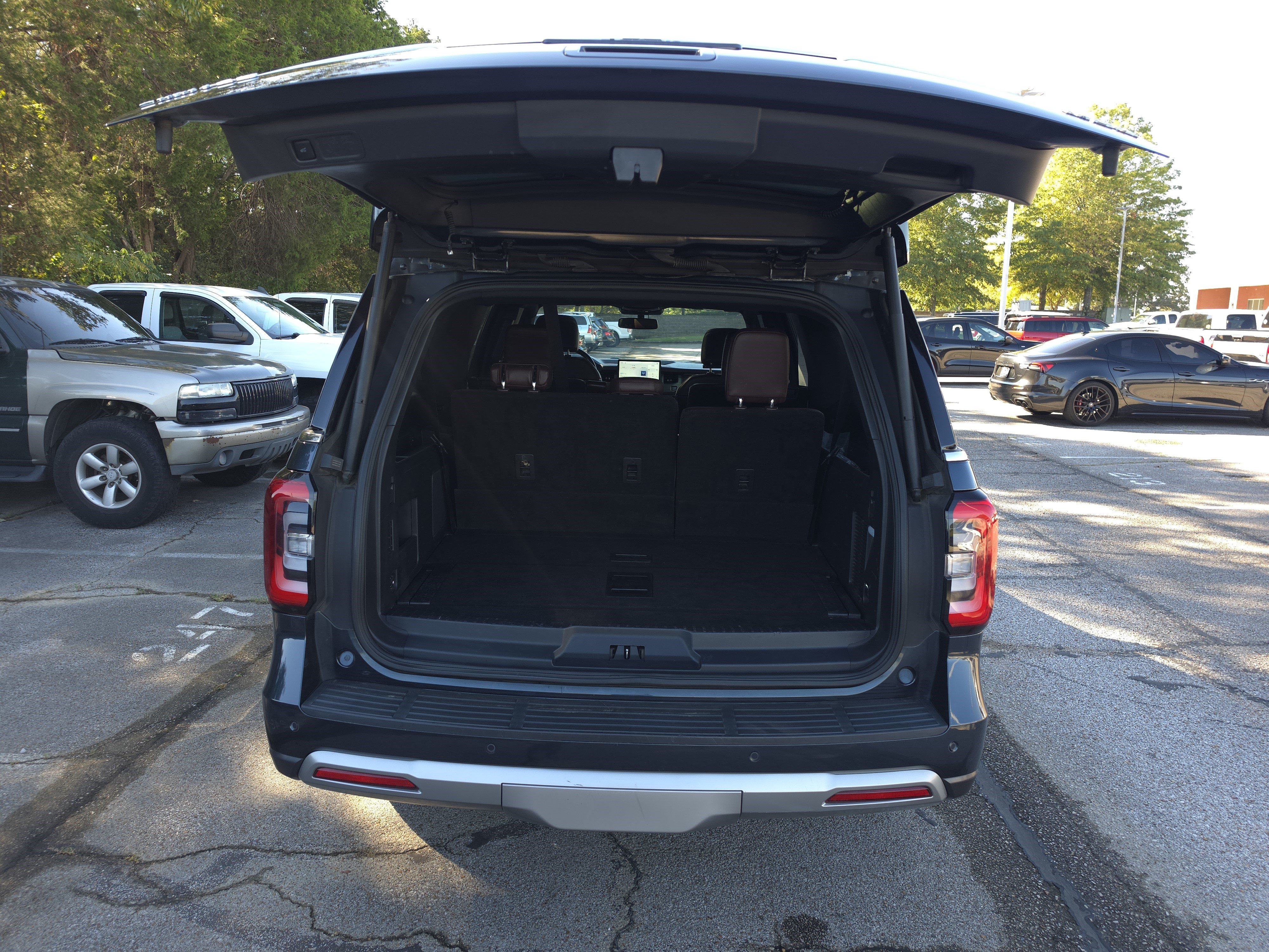 Certified 2022 Ford Expedition Max Limited RWD image 18