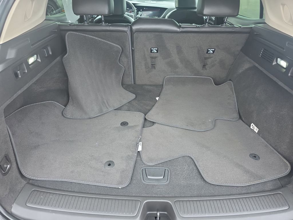 Used 2023 Buick Envision Essence AWD/4WD image 11