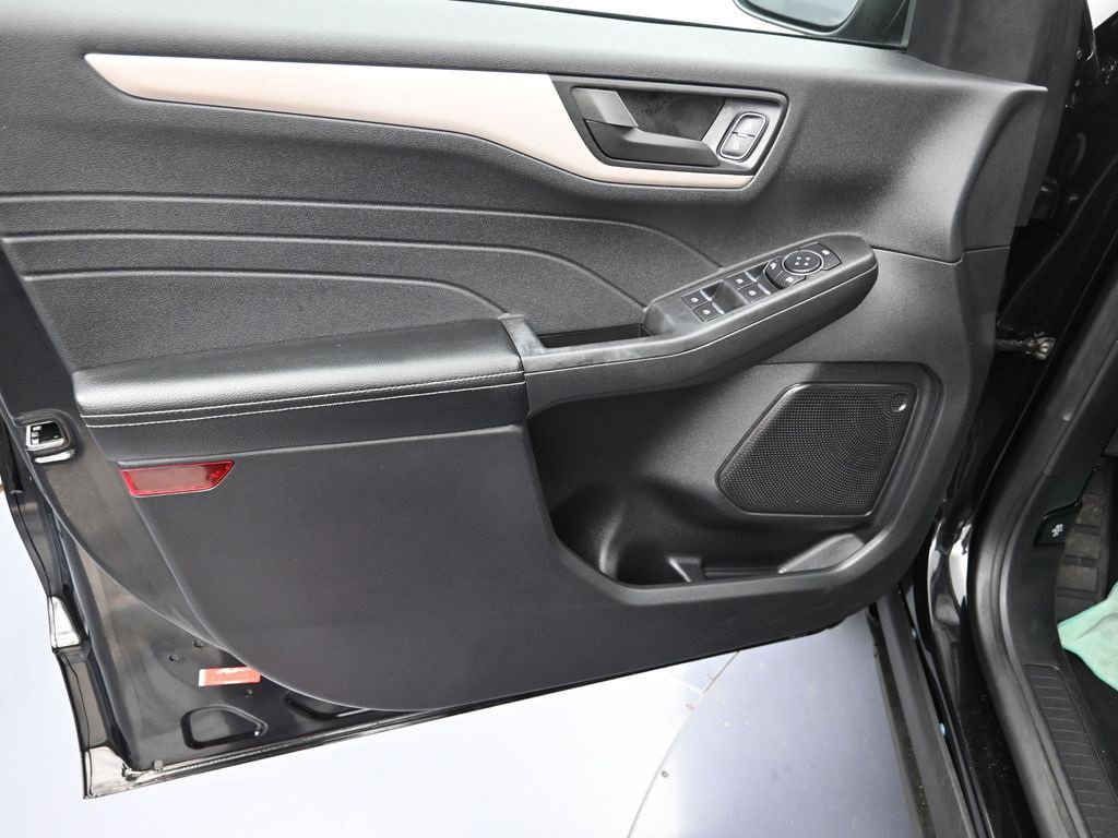 Certified 2022 Ford Escape SE w/ Convenience Package image 26