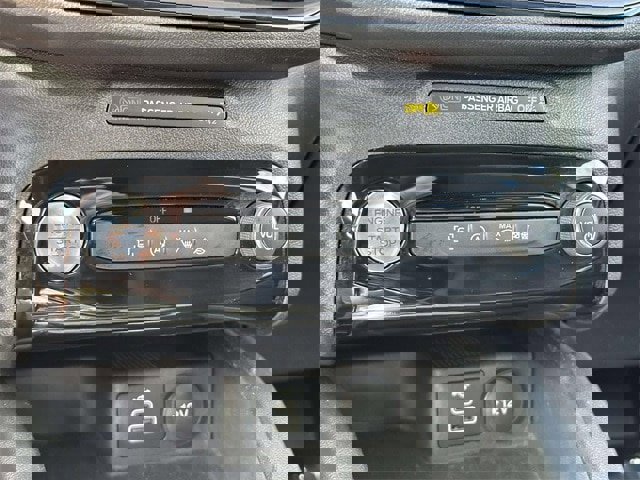 Certified 2024 Ford Escape ST-Line w/ Tech Pack #1 image 11