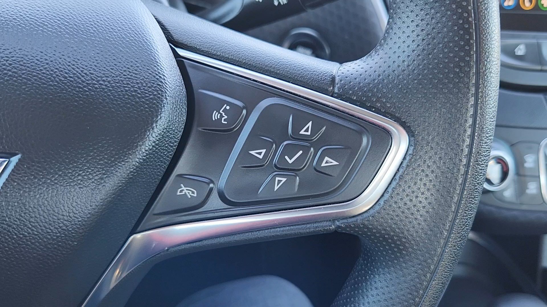 Used 2025 Chevrolet Malibu LT FWD image 13