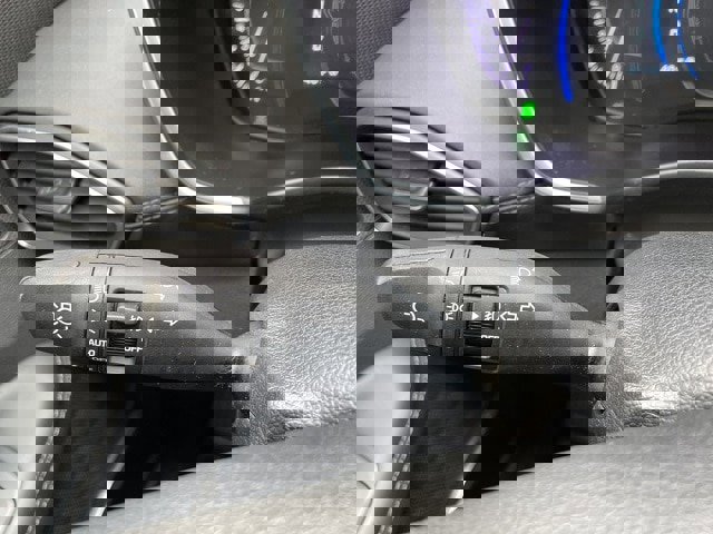 Used 2020 Hyundai Santa Fe Limited image 32