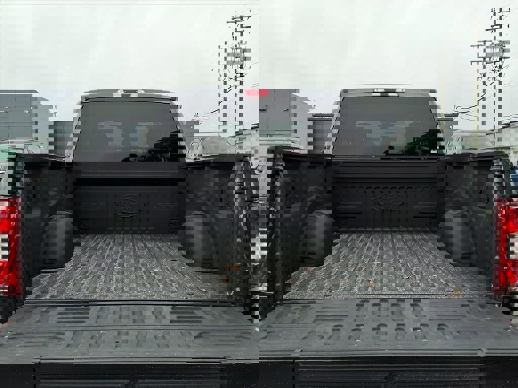 Certified 2018 Ford F150 XL w/ Equipment Group 101A Mid image 9