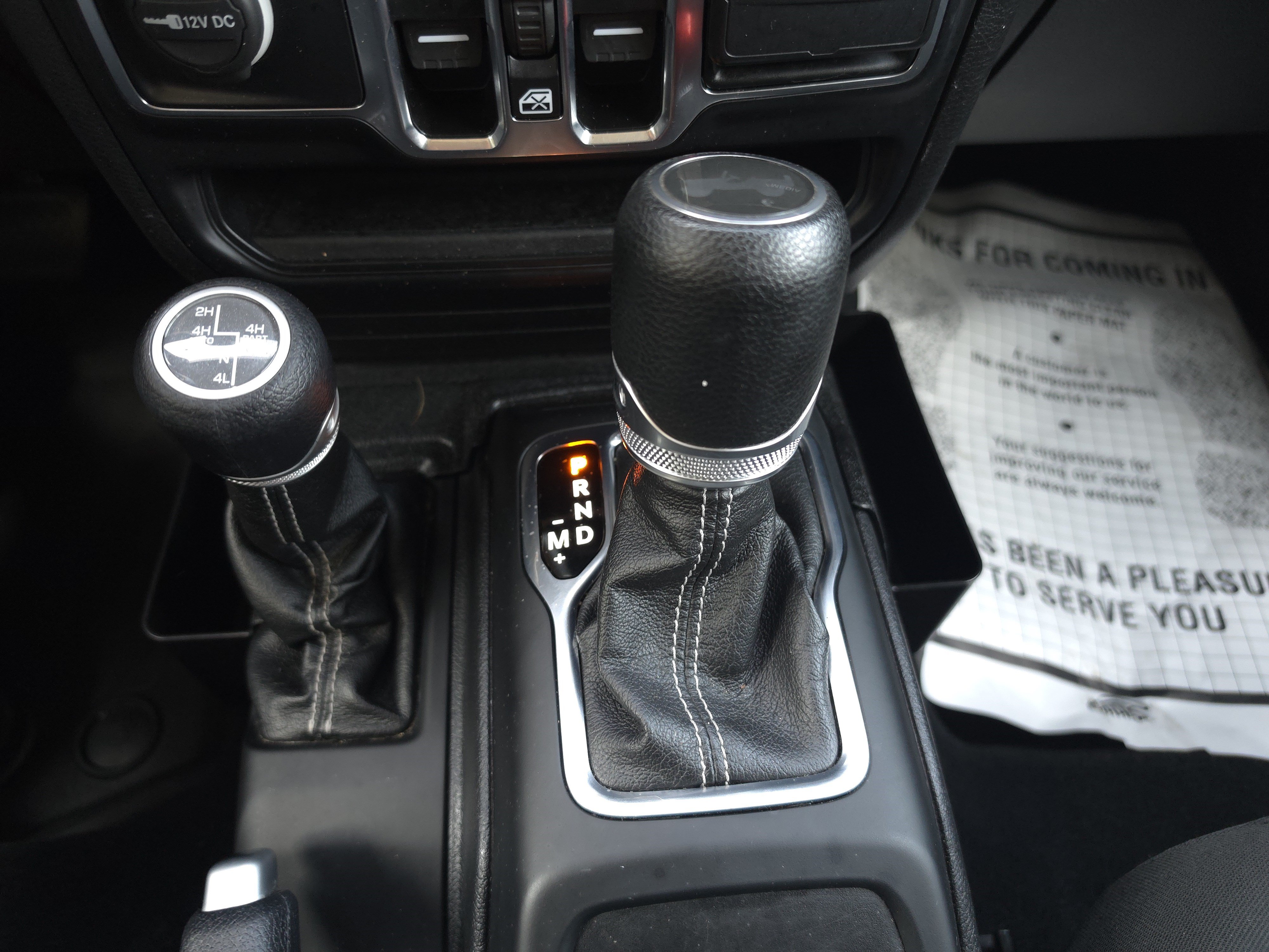 Used 2020 Jeep Wrangler Unlimited Sahara AWD/4WD image 23