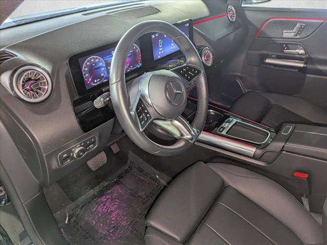 Used 2025 Mercedes-Benz GLA 250 image 13