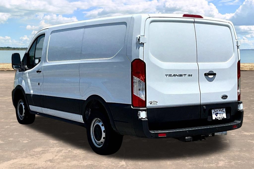 Certified 2025 Ford Transit 150 Low Roof RWD image 5