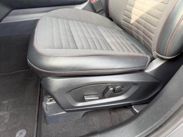 Certified 2025 Ford Explorer ST-Line image 19