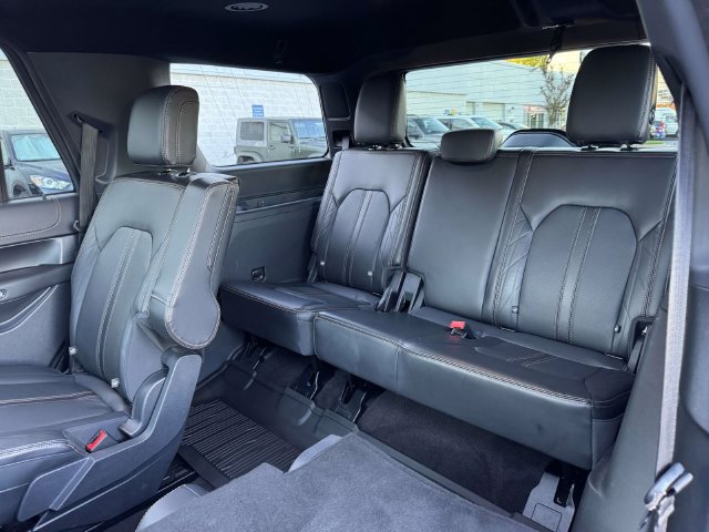 Certified 2023 Ford Expedition Platinum AWD/4WD image 31