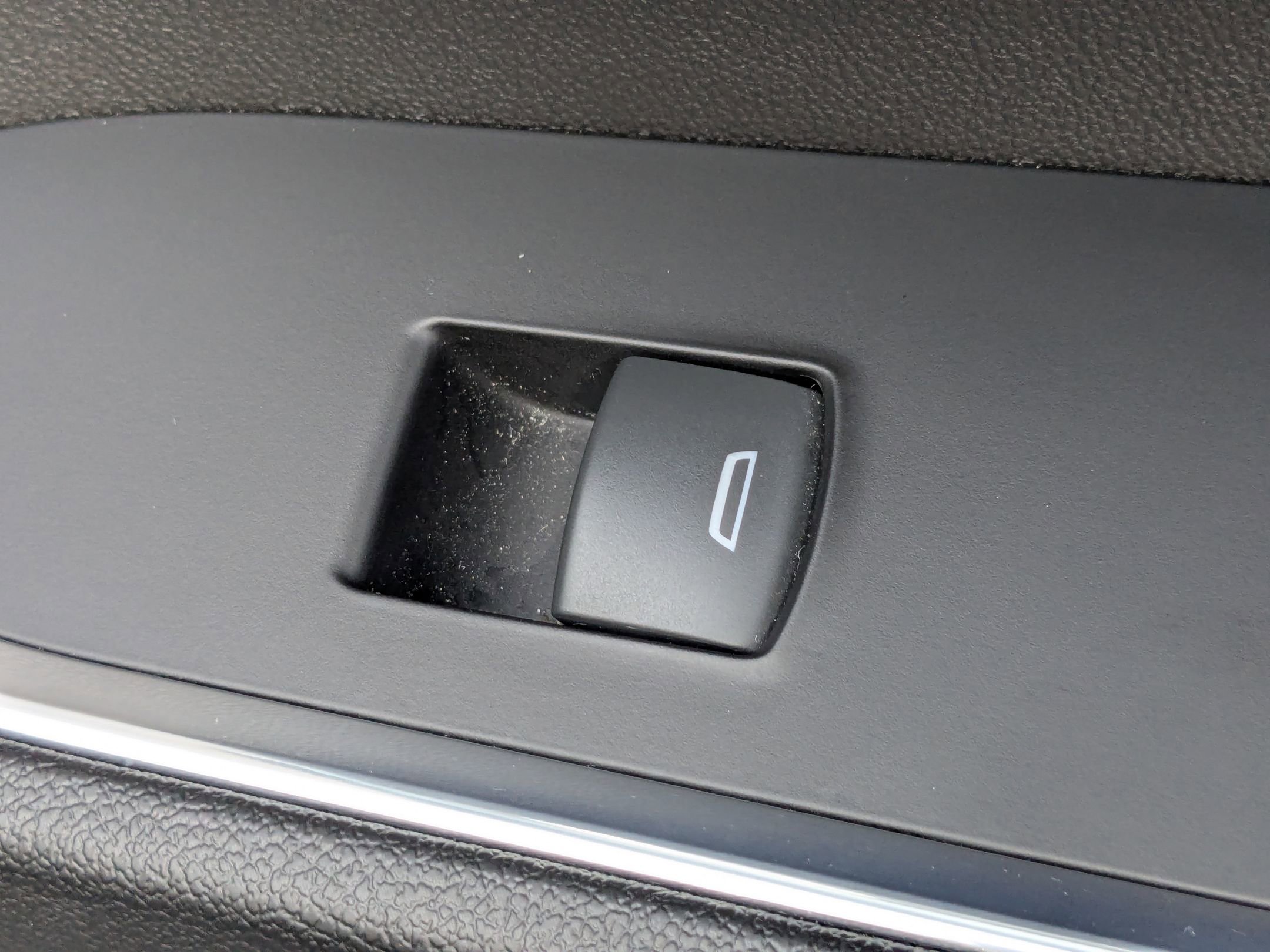 Used 2023 GMC Sierra 1500 Elevation image 34