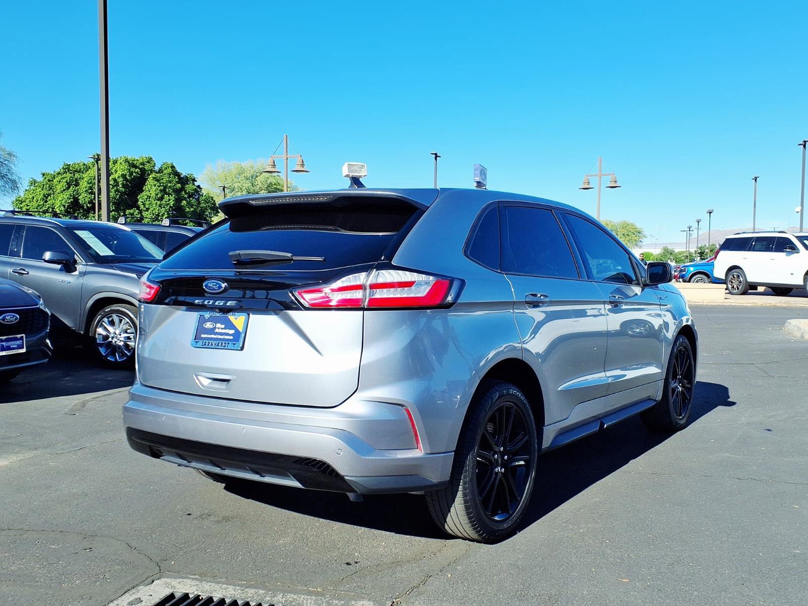 Certified 2023 Ford Edge ST-Line image 4