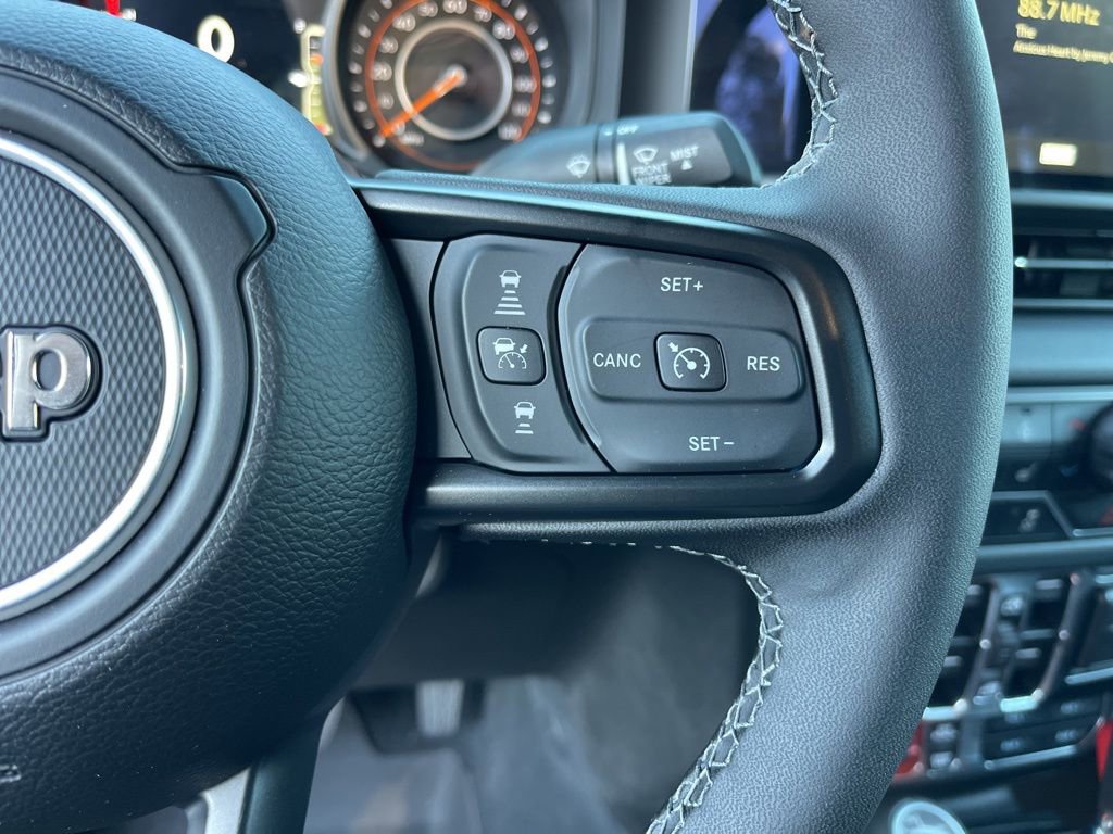 Used 2025 Jeep Gladiator Rubicon image 19