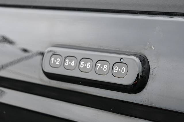 Certified 2023 Ford Bronco Wildtrak AWD/4WD image 13