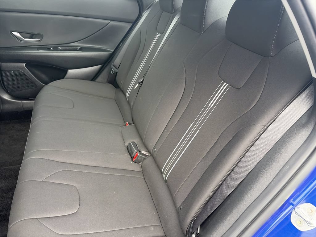Used 2023 Hyundai Elantra SEL FWD image 32